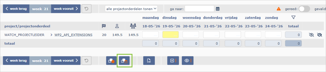 De knop Kopieer van planning in het urenregistratiescherm Urenregistratiescherm met de knop Kopieer van planning gemarkeerd in de onderste knoppenbalk